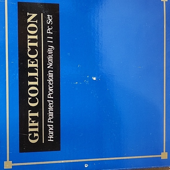 VTG 11-Piece Hand-Painted Porcelain Nativity Set, Baby Jesus Christmas Religious - Picture 11 of 12